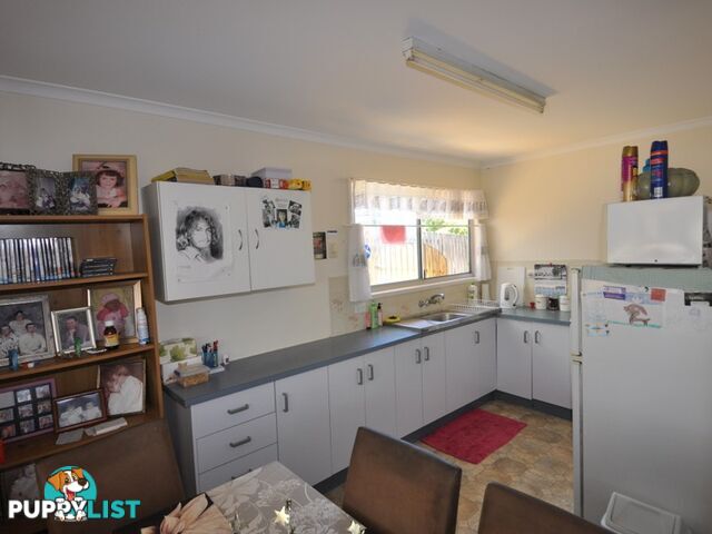 46 Poplar street COOEE BAY QLD 4703