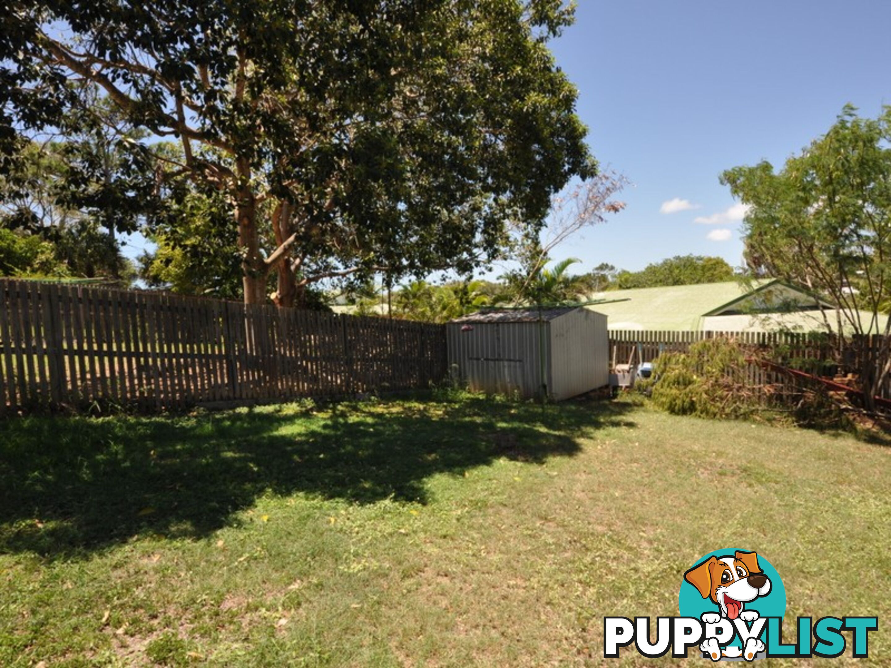 46 Poplar street COOEE BAY QLD 4703