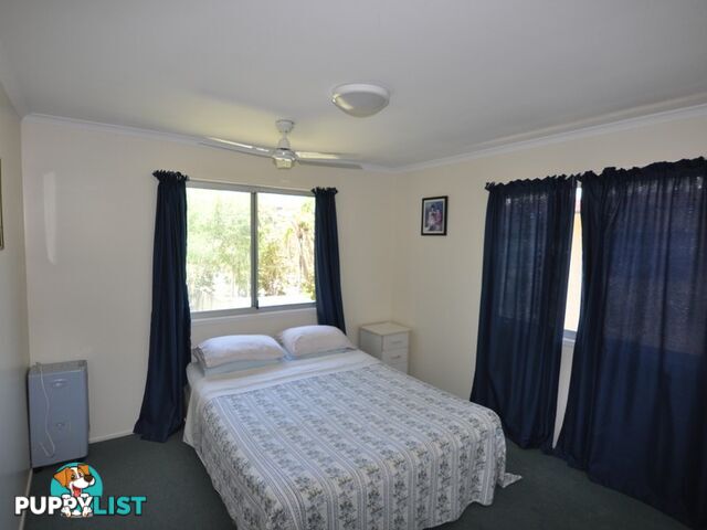 46 Poplar street COOEE BAY QLD 4703