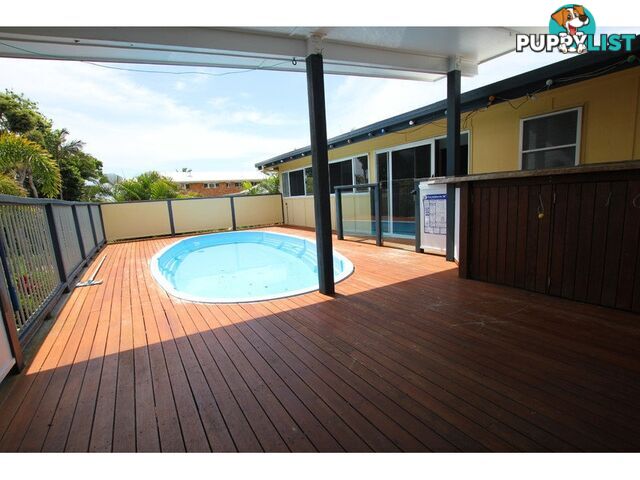 11 Barnes Street BARLOWS HILL QLD 4703