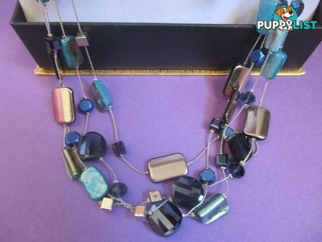 Womens Jewelry Necklace & Clip On Earrings Fifth Ave Collection-NEW