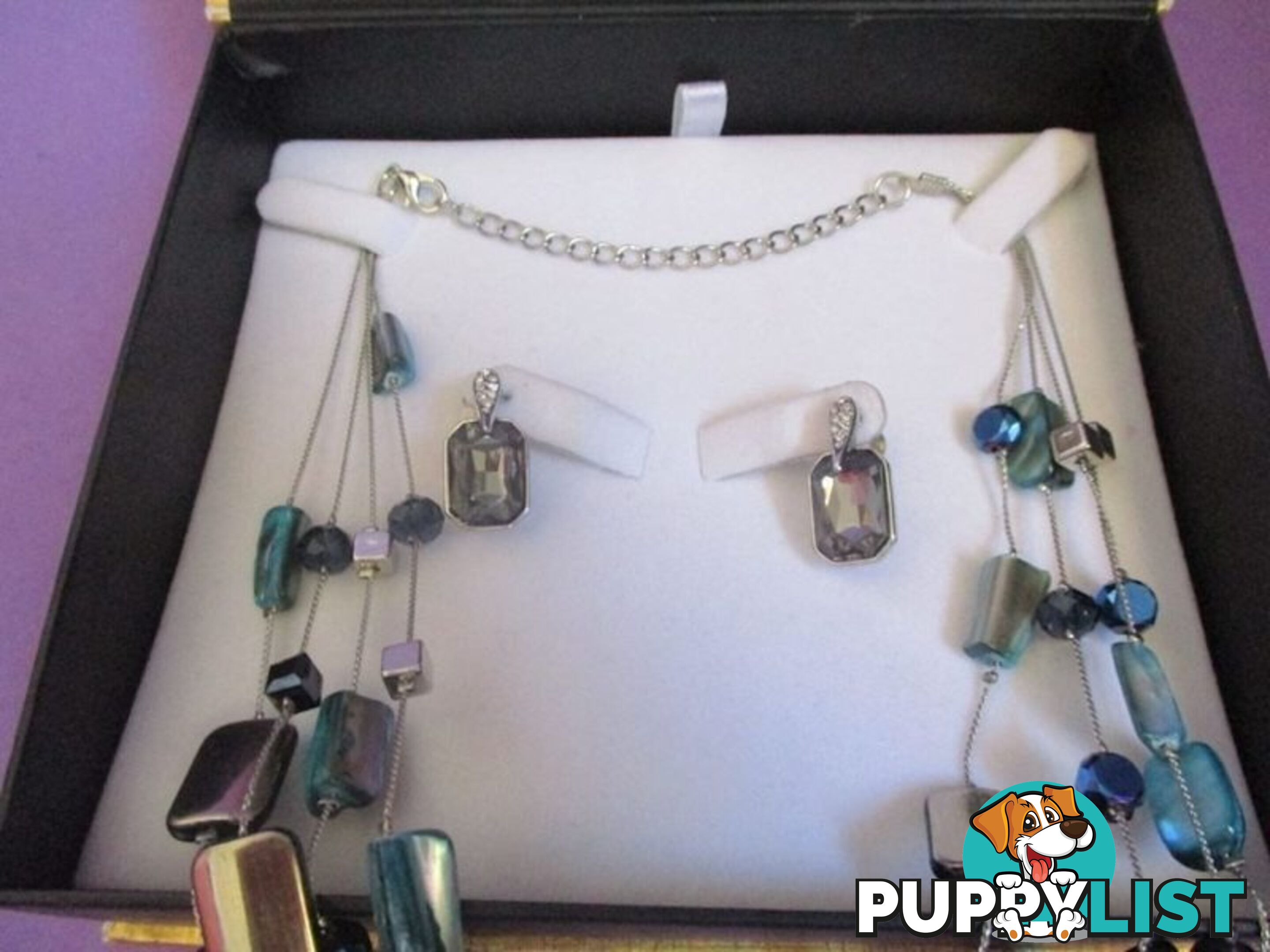 Womens Jewelry Necklace & Clip On Earrings Fifth Ave Collection-NEW