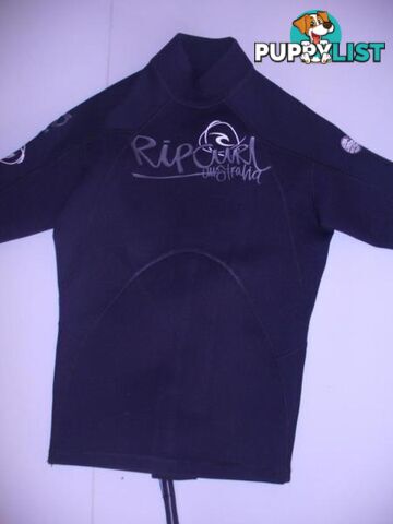 RIP CURL CLASSIC SURF TOP GOOD CONDITION SIZE: SMALL