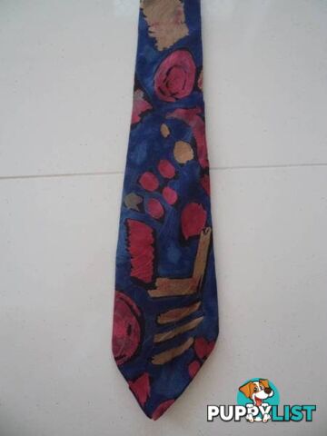 PIERRE CARDIN SILK TIE $10