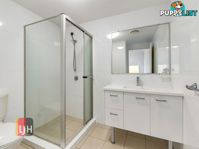 3/45 Playfield Street CHERMSIDE QLD 4032