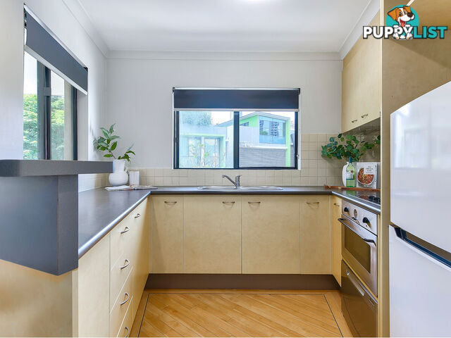 1/474 Upper Edward Street SPRING HILL QLD 4000