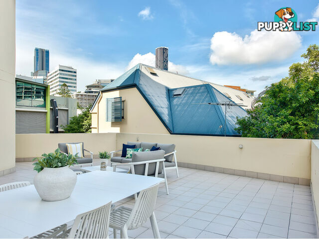 1/474 Upper Edward Street SPRING HILL QLD 4000