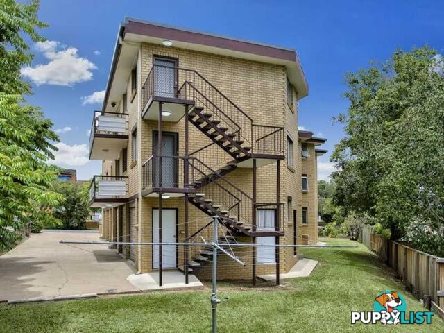 4/18 Sadlier Street KEDRON QLD 4031