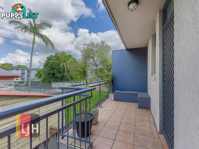 3/574 Kingsford Smith Drive HAMILTON QLD 4007