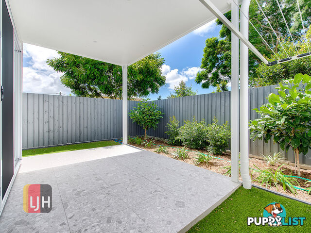 2/23a Figgis Street KEDRON QLD 4031