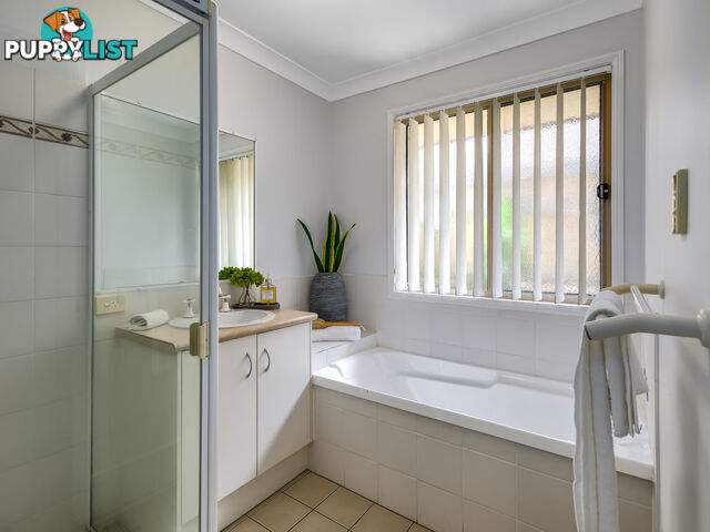 48 Salubris Place MOGGILL QLD 4070