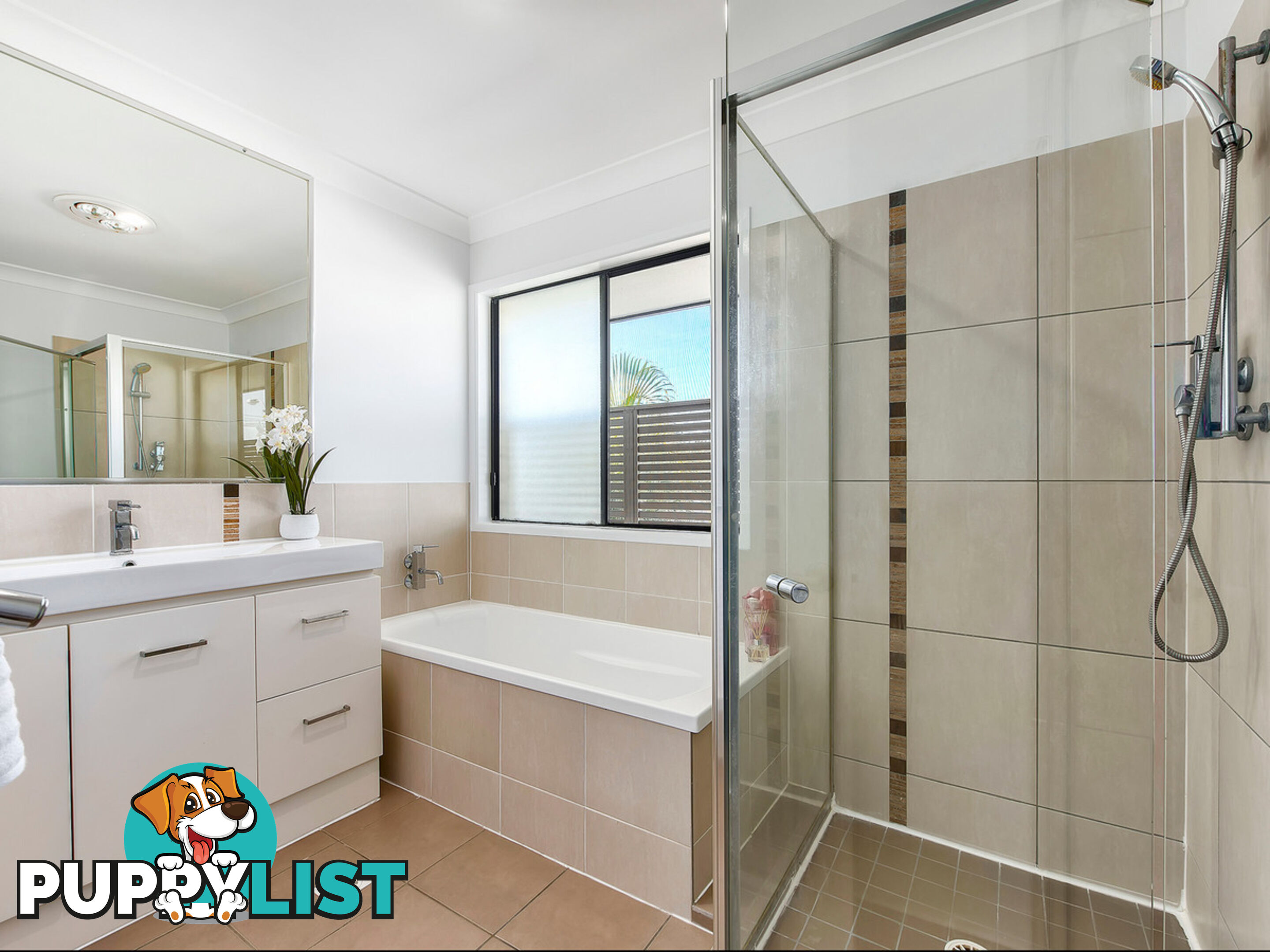 2A Pfingst Road WAVELL HEIGHTS QLD 4012