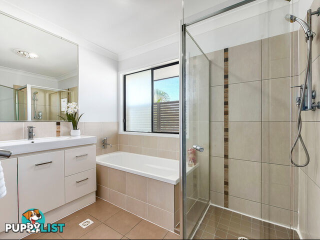 2A Pfingst Road WAVELL HEIGHTS QLD 4012