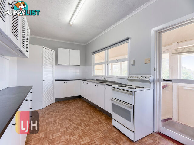 17 Yiada Street KEDRON QLD 4031