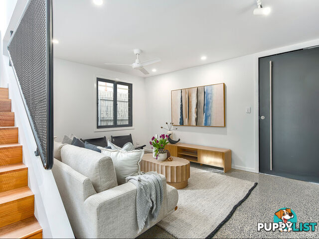 135 Main Avenue WAVELL HEIGHTS QLD 4012