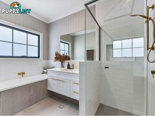73 SYDNEY Street KEDRON QLD 4031