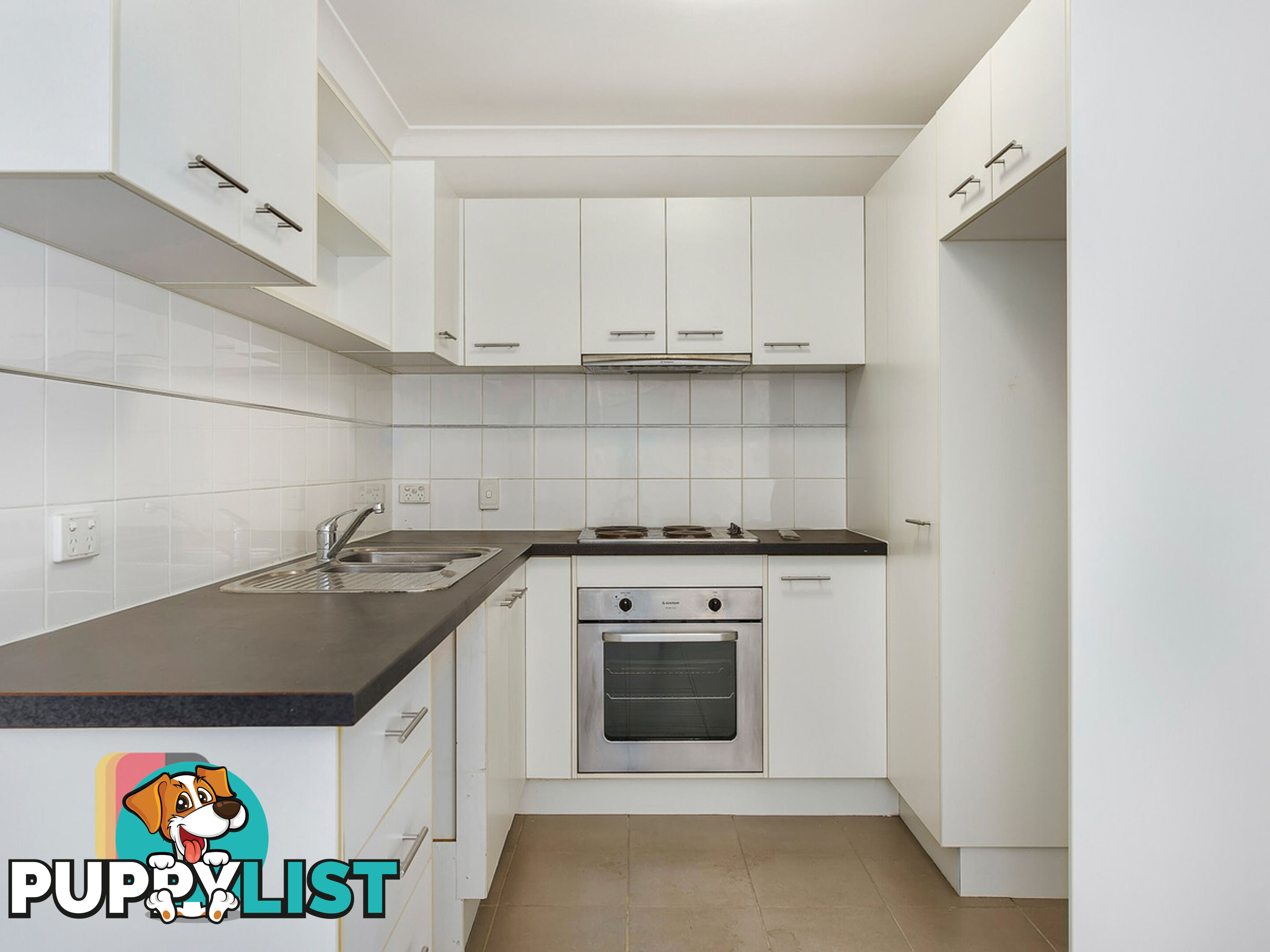 2/70 Hilltop Avenue CHERMSIDE QLD 4032