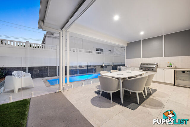 14 Bloxsom Street KEDRON QLD 4031