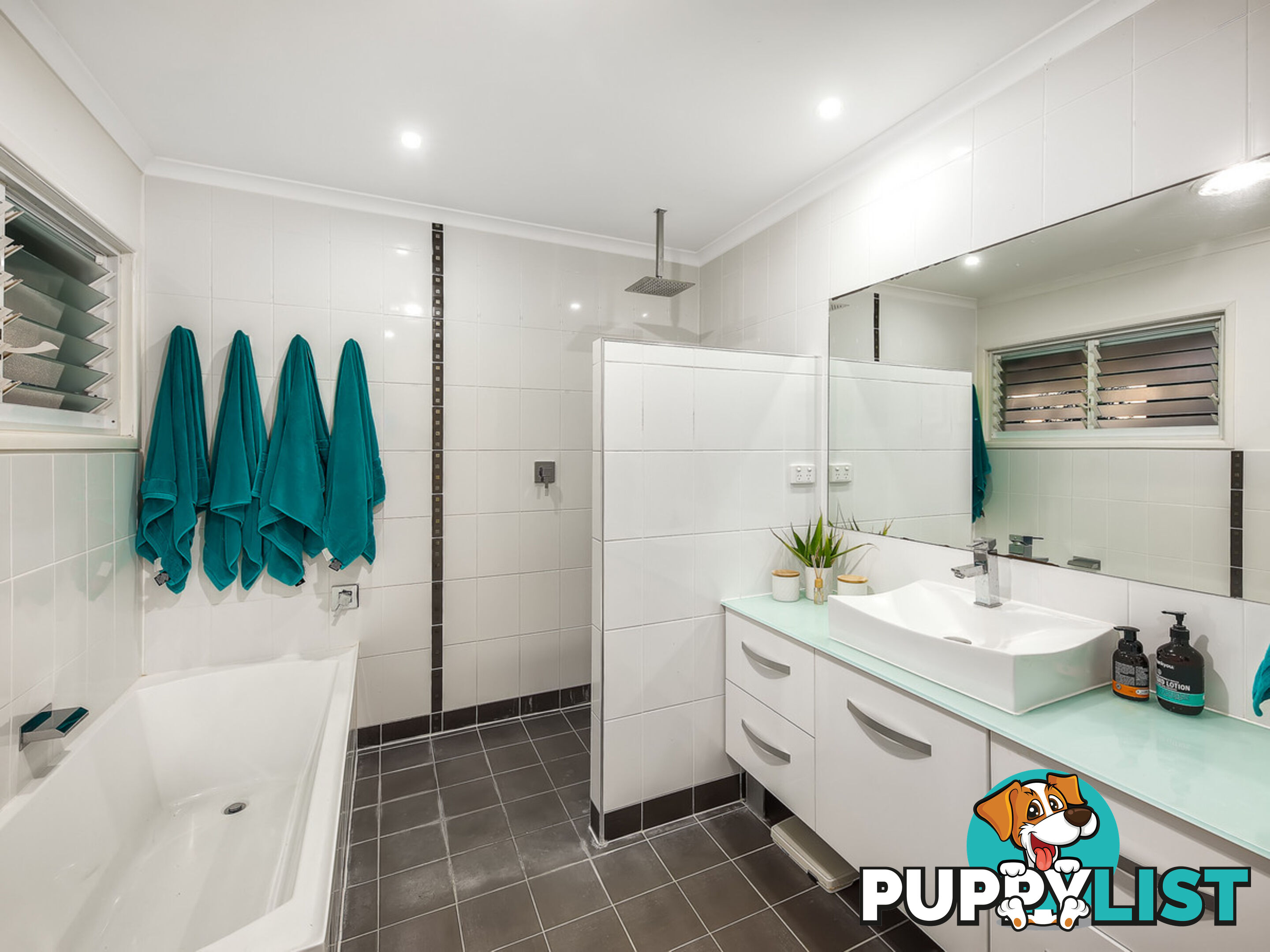 37 Sloane Street STAFFORD HEIGHTS QLD 4053