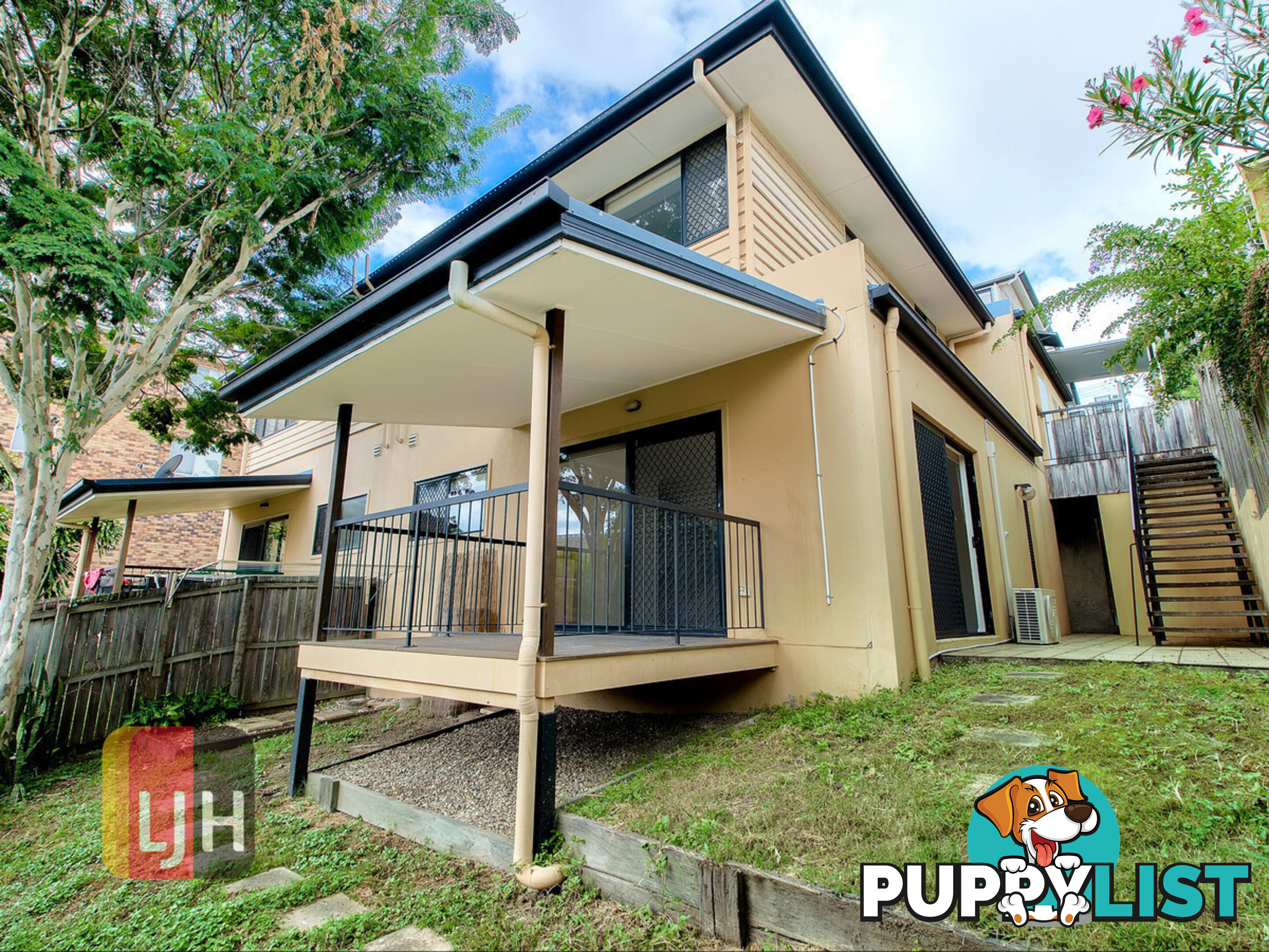 43a Scott Road HERSTON QLD 4006