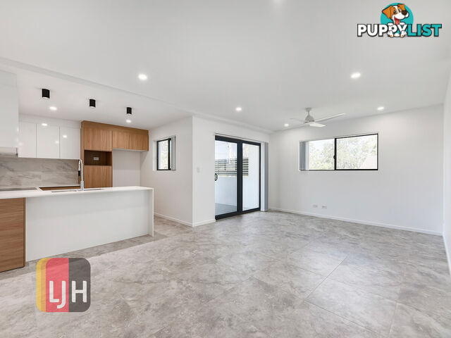 4/27 Elwyn Street NORTHGATE QLD 4013