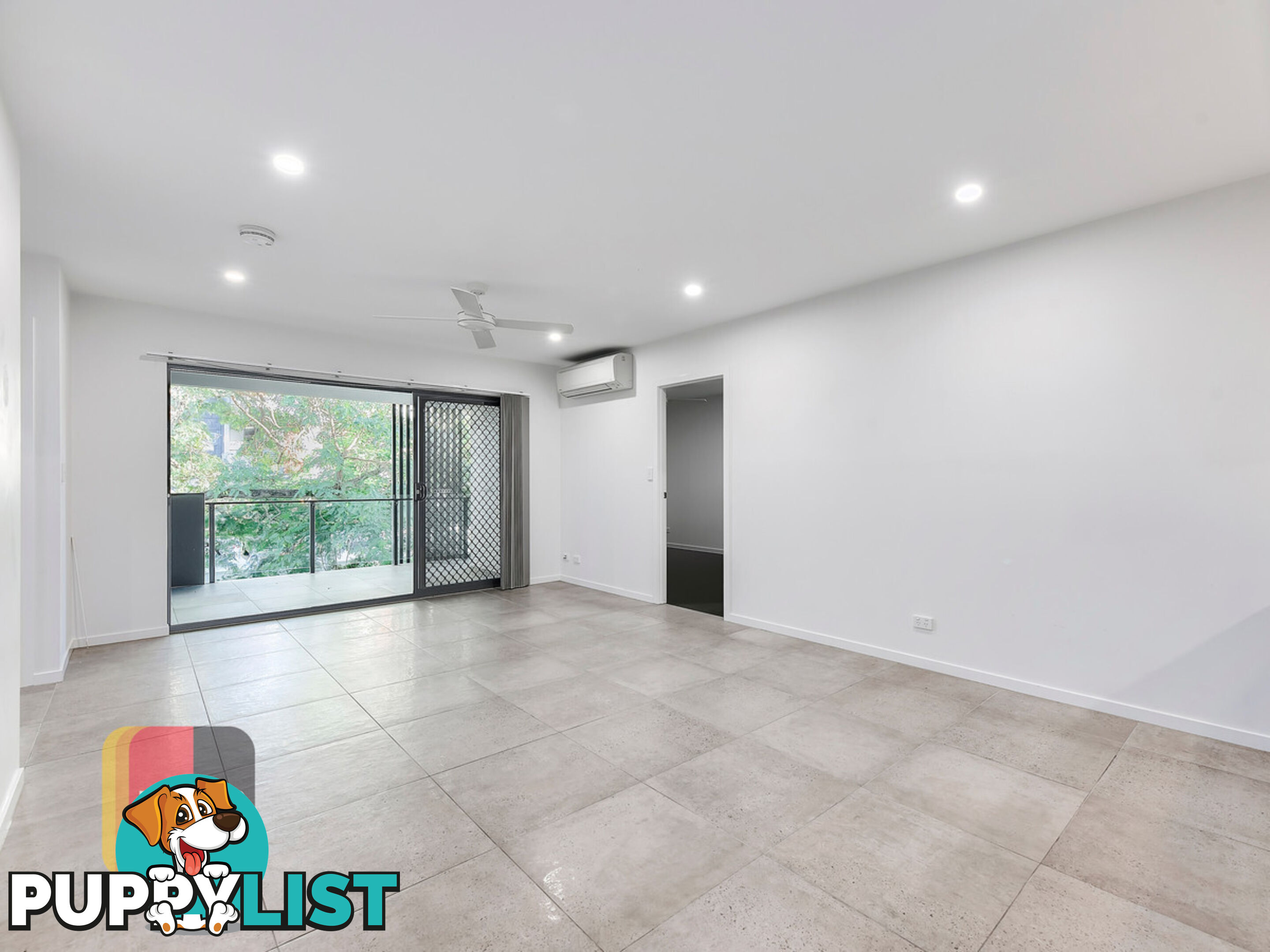 6/11 University Road MITCHELTON QLD 4053
