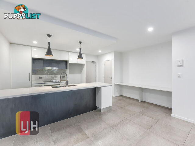 6/11 University Road MITCHELTON QLD 4053