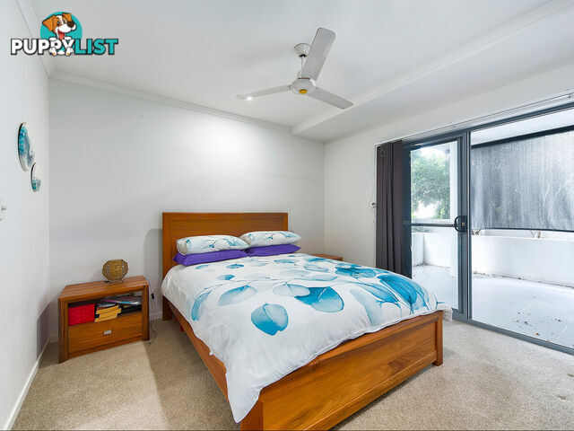 2/8 Alice Street KEDRON QLD 4031