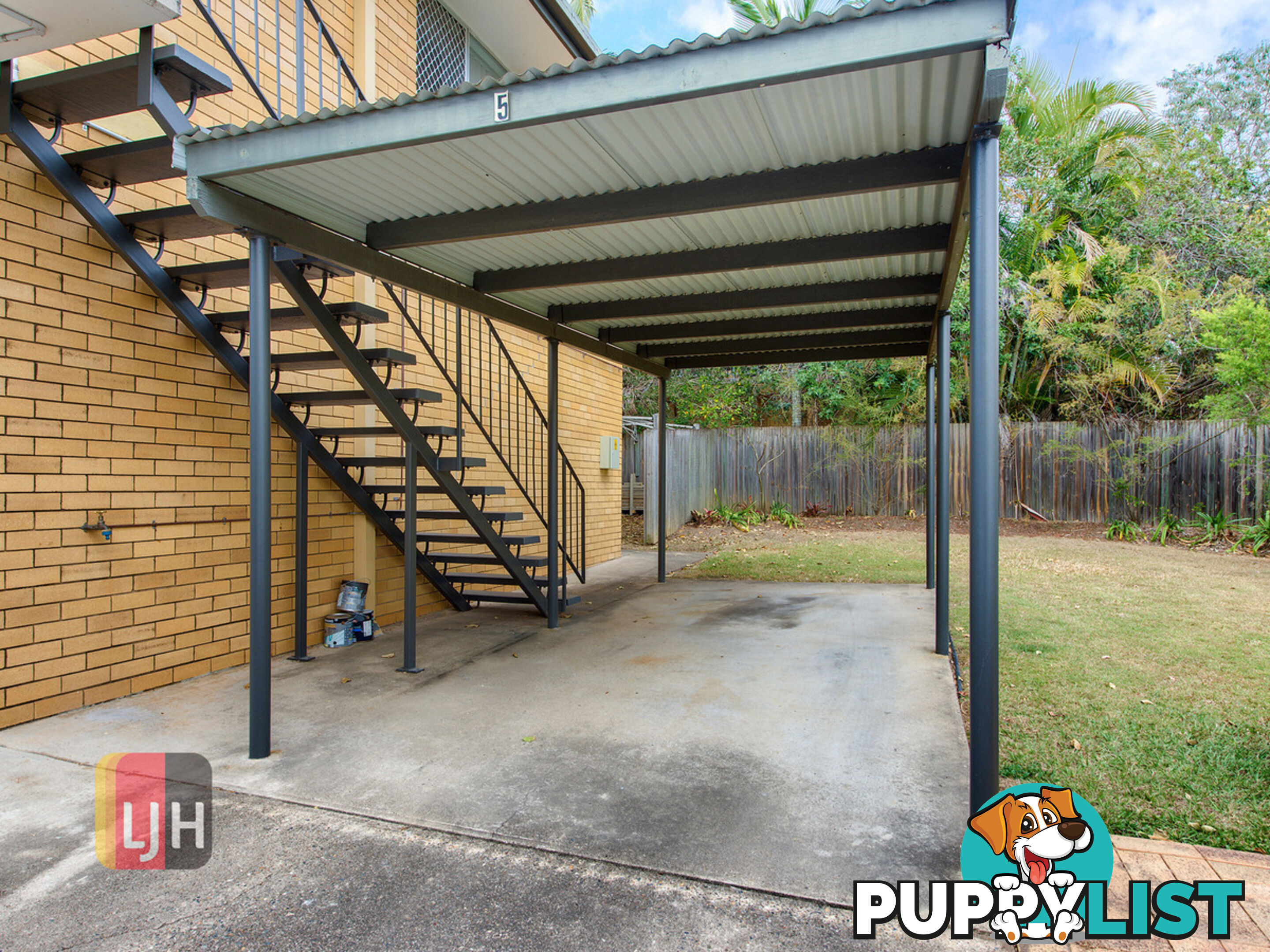 5/33 Victoria Terrace GORDON PARK QLD 4031
