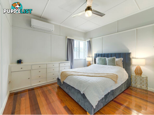 15 Parkdale Street KEDRON QLD 4031