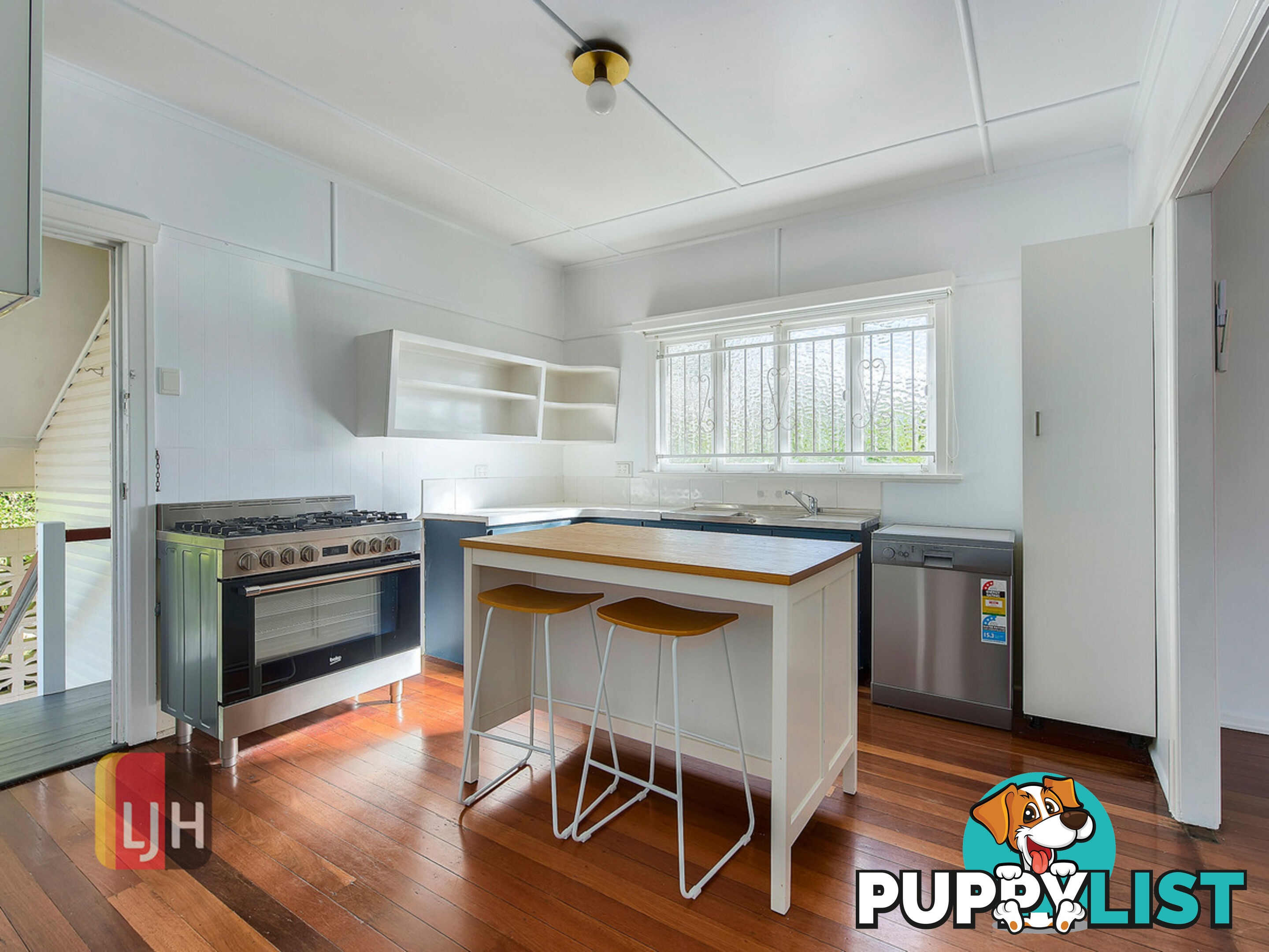 61 Maggs Street WAVELL HEIGHTS QLD 4012