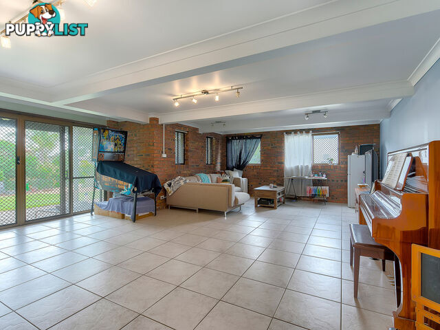 15 Shackleton Street KEDRON QLD 4031