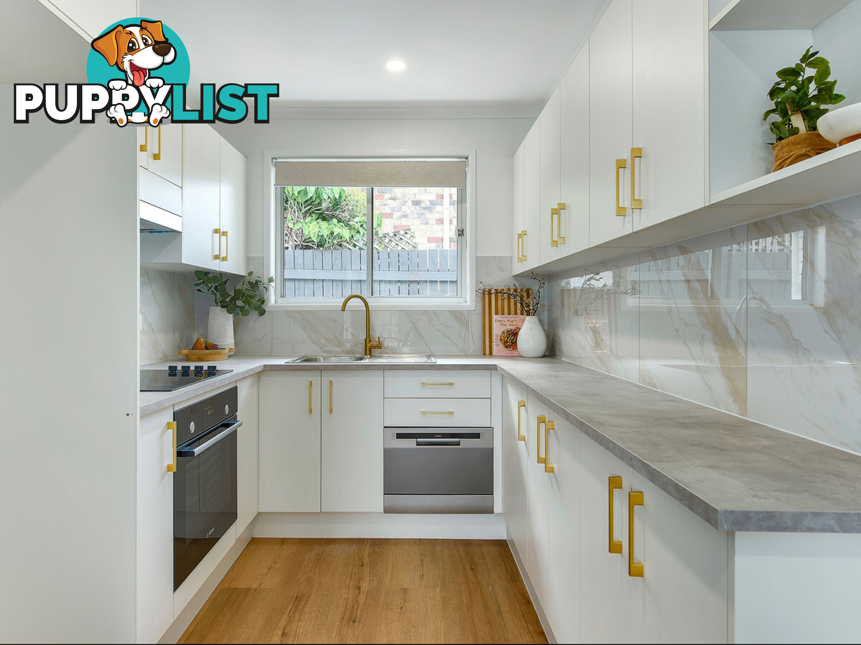 2/19 Grant Street REDCLIFFE QLD 4020