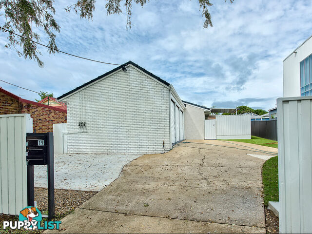 2/19 Grant Street REDCLIFFE QLD 4020