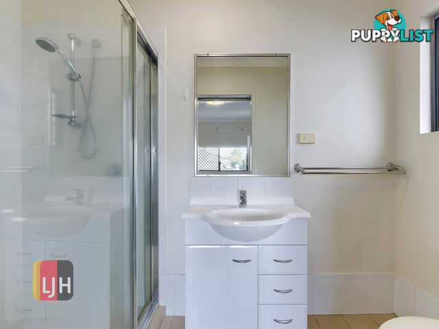 4/62 Hamson Terrace NUNDAH QLD 4012