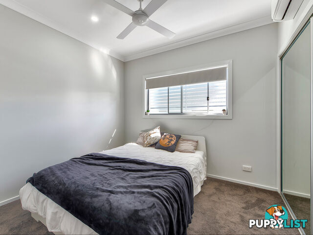 3/4 Emerald Street KEDRON QLD 4031