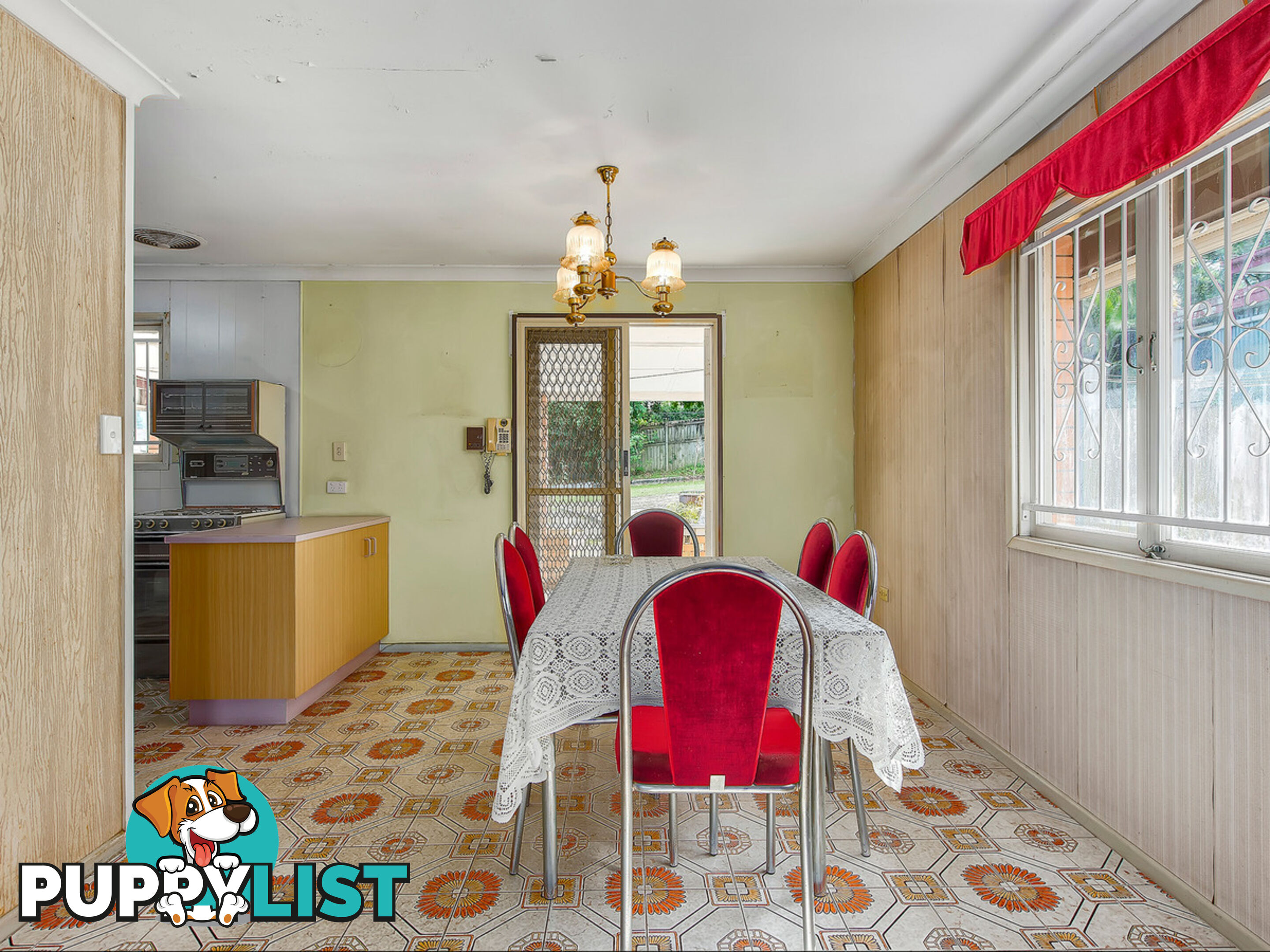 348 Webster Road STAFFORD HEIGHTS QLD 4053