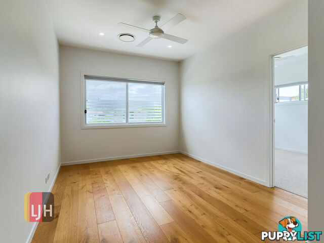 20B Burnaby Terrace GORDON PARK QLD 4031