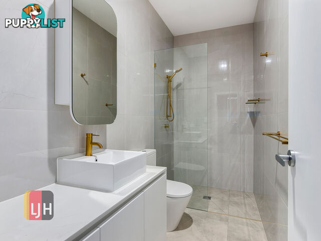 2/117 Haig Street STAFFORD QLD 4053