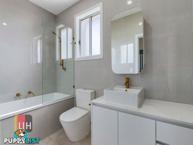 2/117 Haig Street STAFFORD QLD 4053