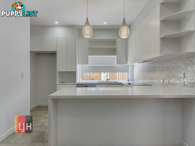 2/117 Haig Street STAFFORD QLD 4053