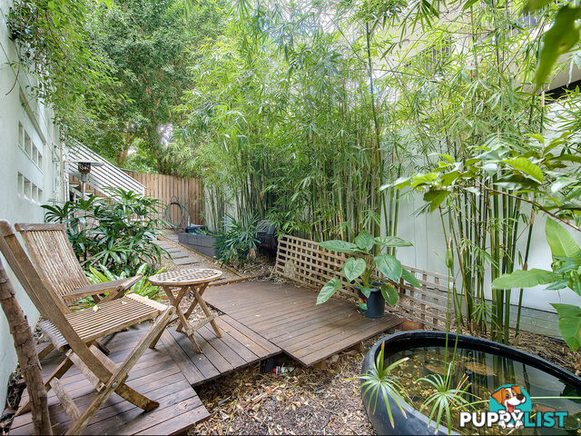 104/25 Walsh Street MILTON QLD 4064