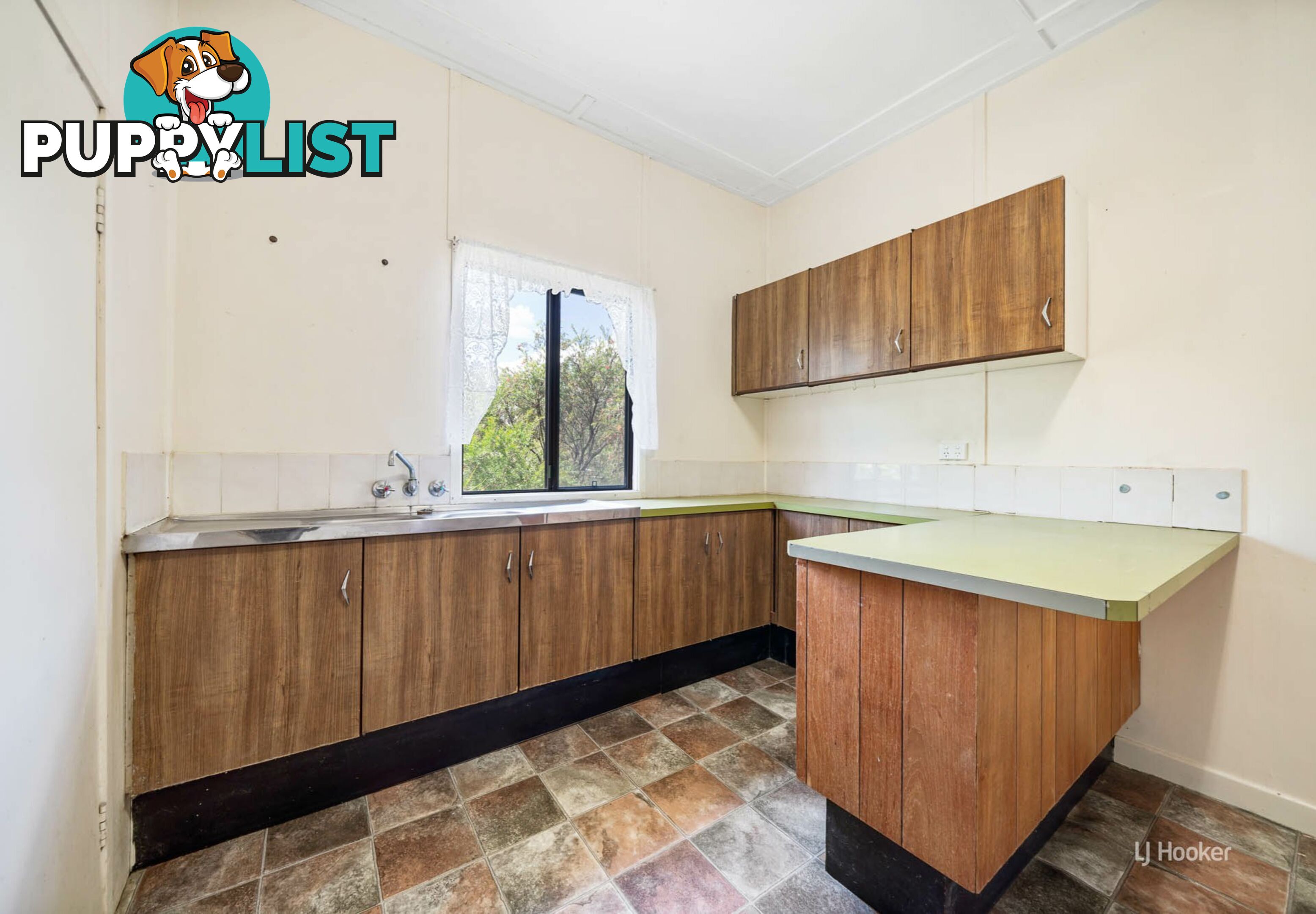 25 Richard Street ESK QLD 4312