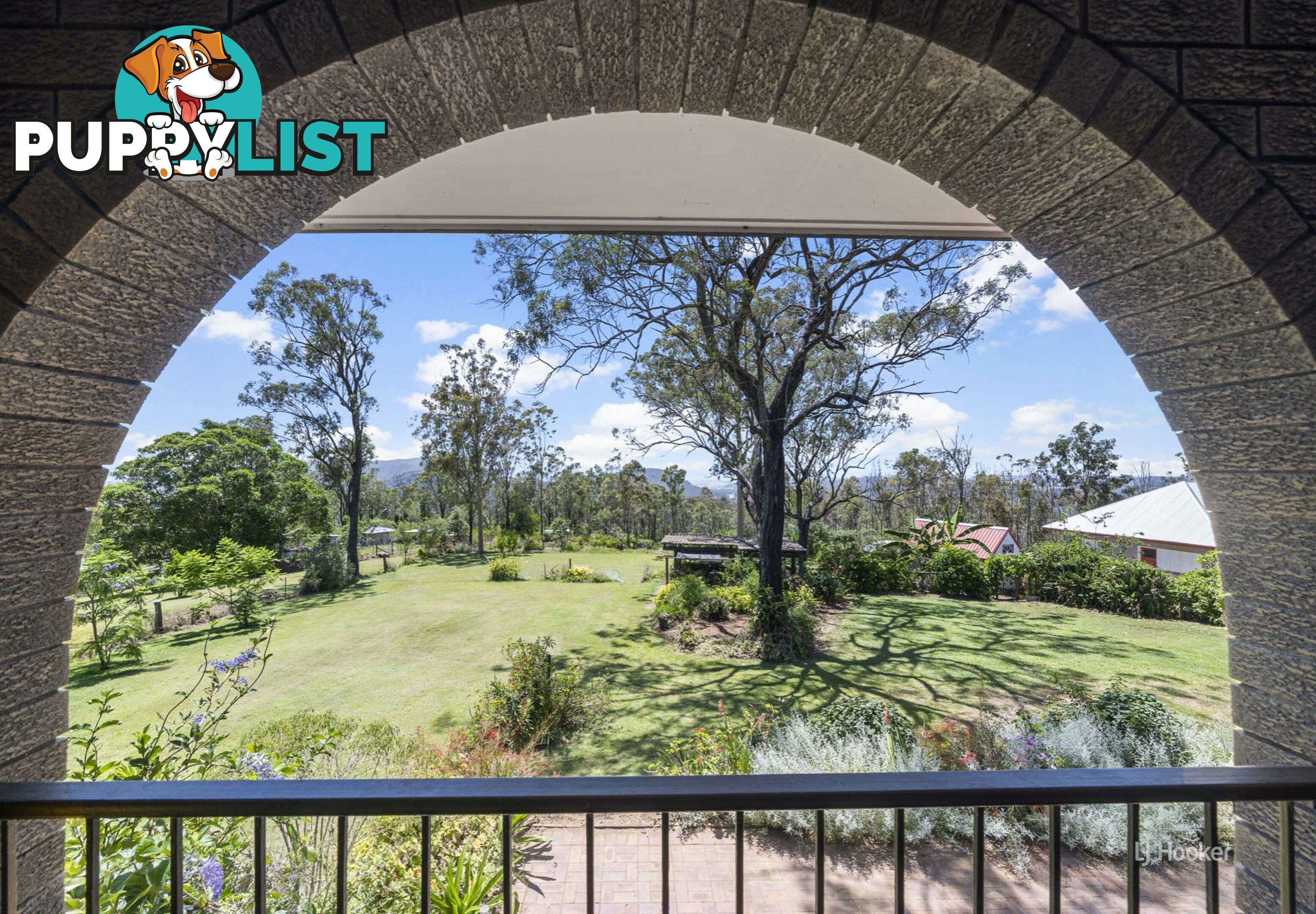 15 Crest Court ESK QLD 4312