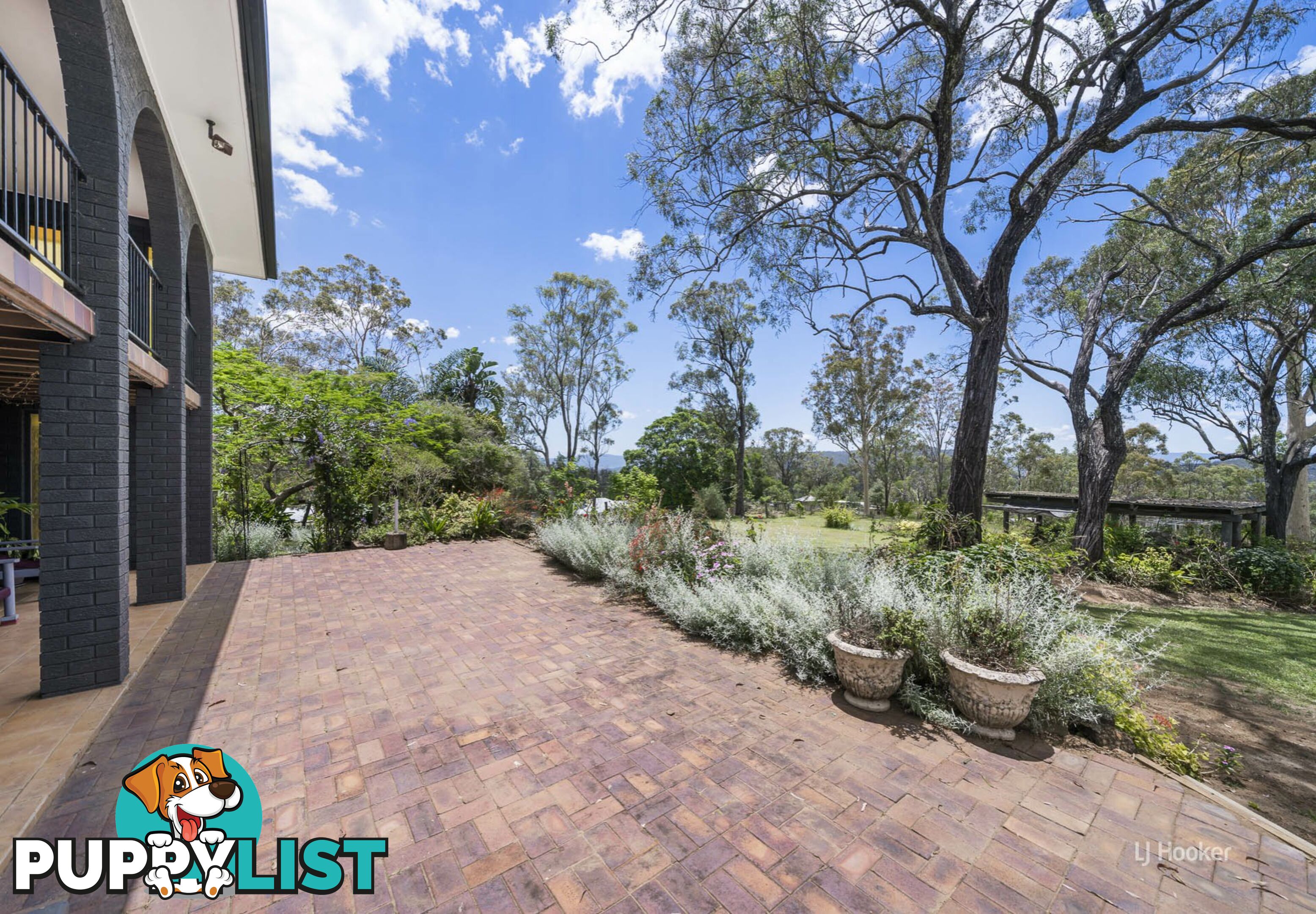 15 Crest Court ESK QLD 4312