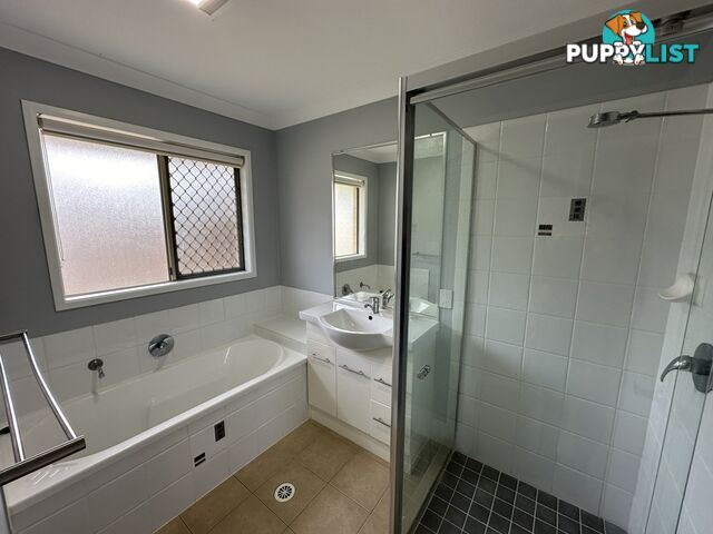 30 Cairnscroft Street TOOGOOLAWAH QLD 4313