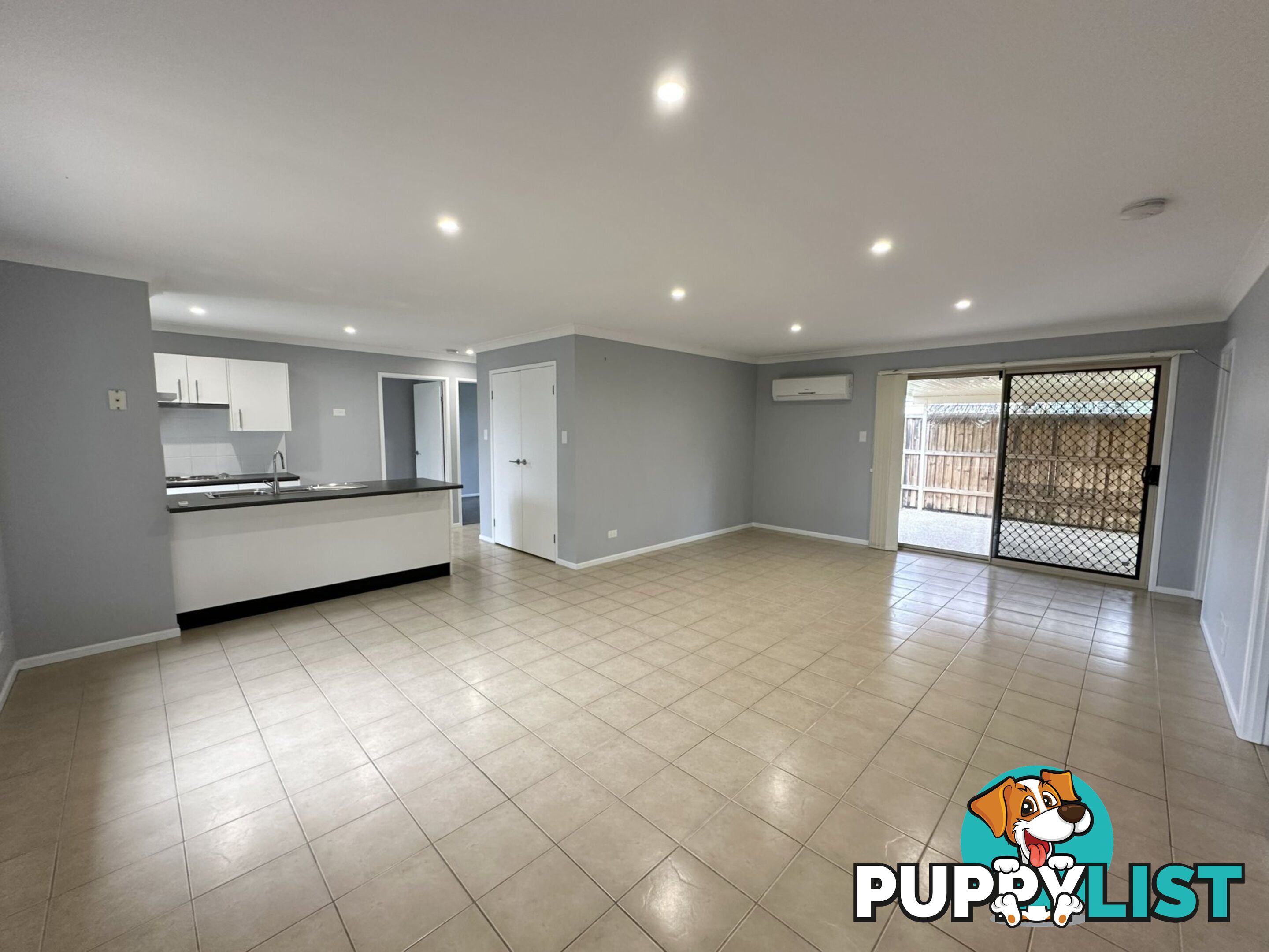 30 Cairnscroft Street TOOGOOLAWAH QLD 4313