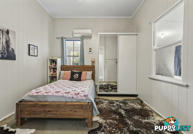 9 Elizabeth Street ESK QLD 4312
