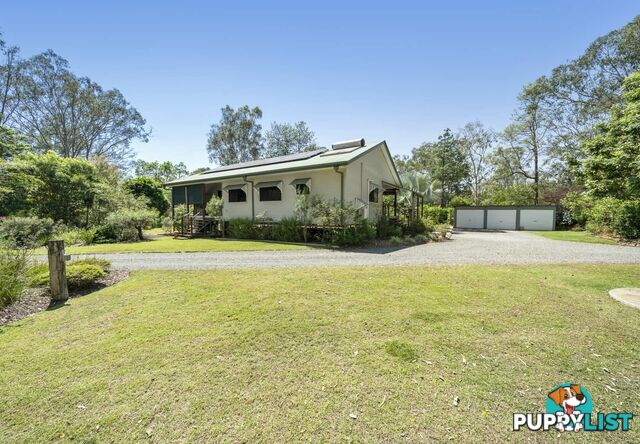 97 Outlook Drive ESK QLD 4312