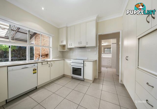 19 Russell Street ESK QLD 4312